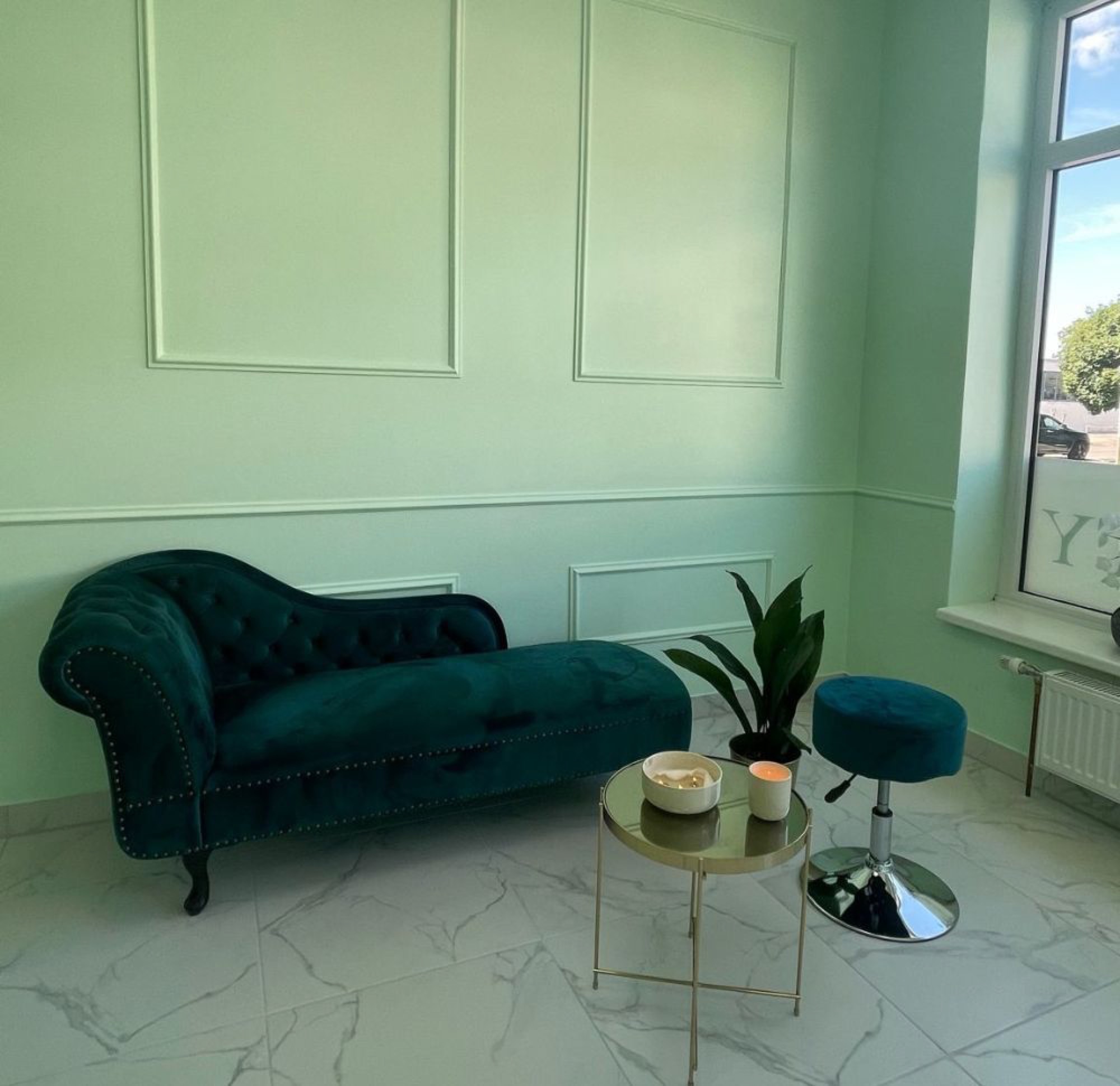 Lounge im Studio von Dress Your Beauty